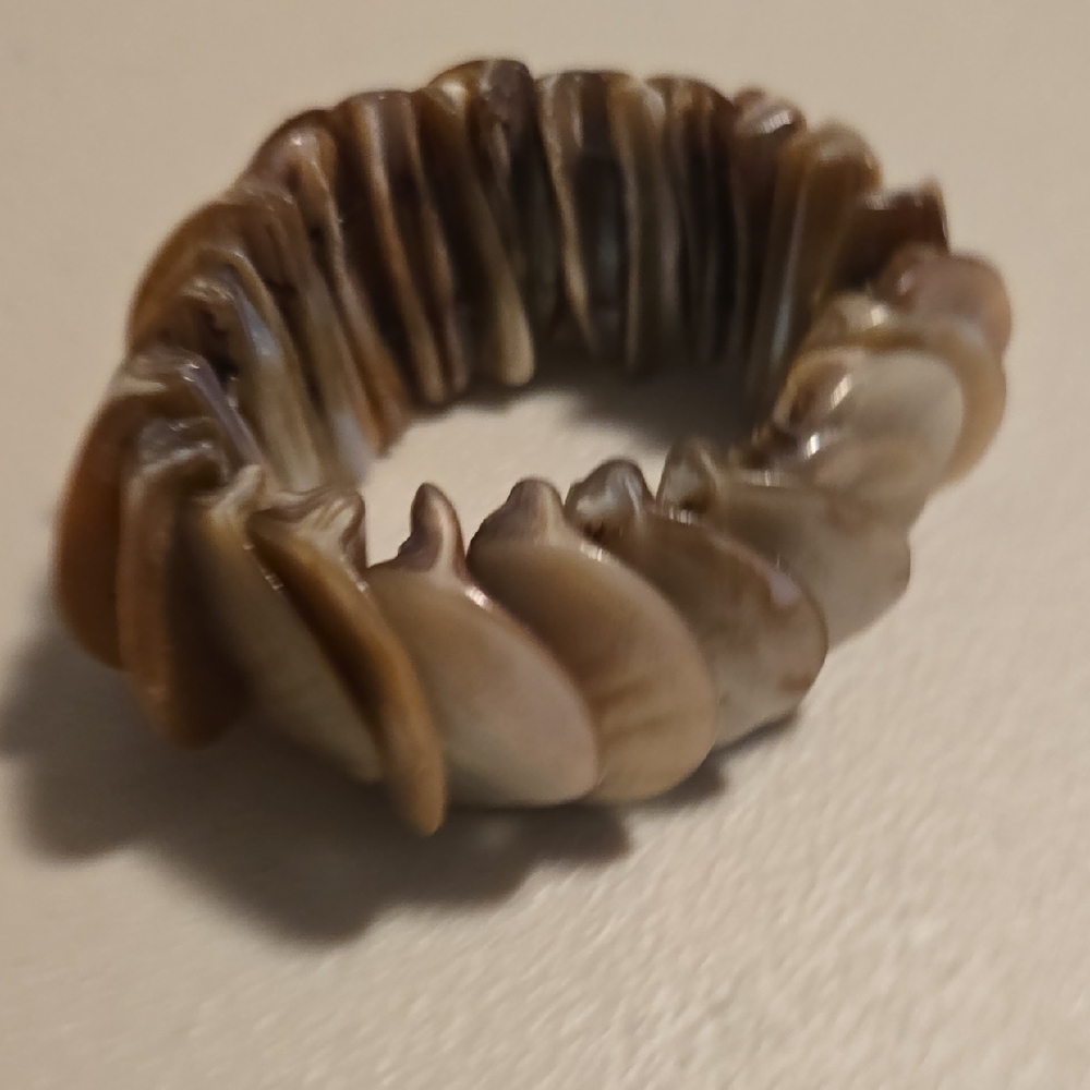 Shell & Bead Bracelet Collection - Picture 6 of 6